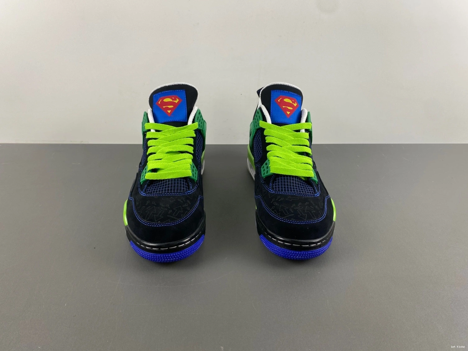 Doernbecher 4 308497-015 - Jordan Retro 0328